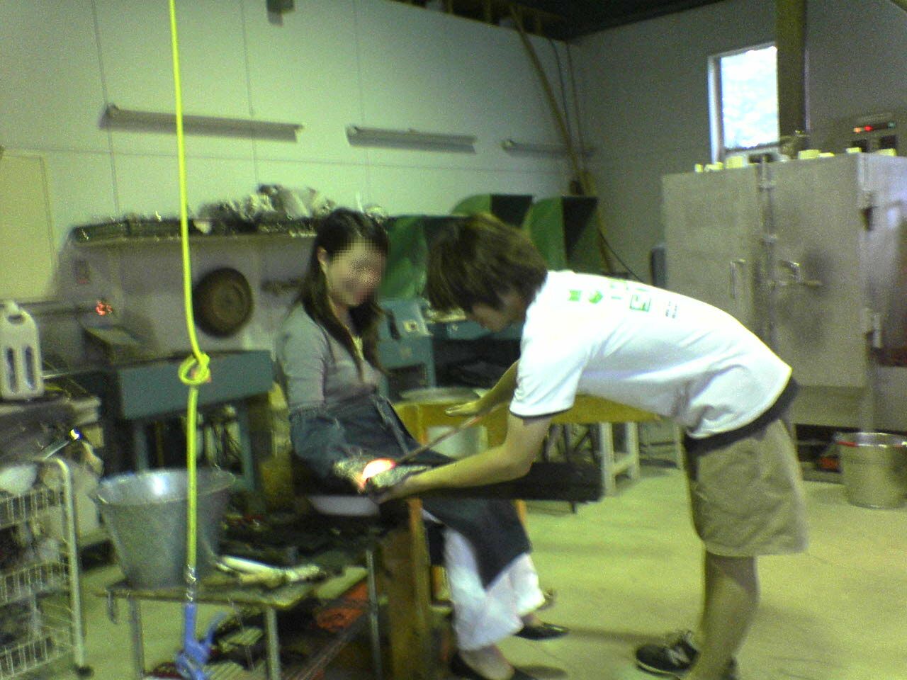 glass.jpg Size:115KB